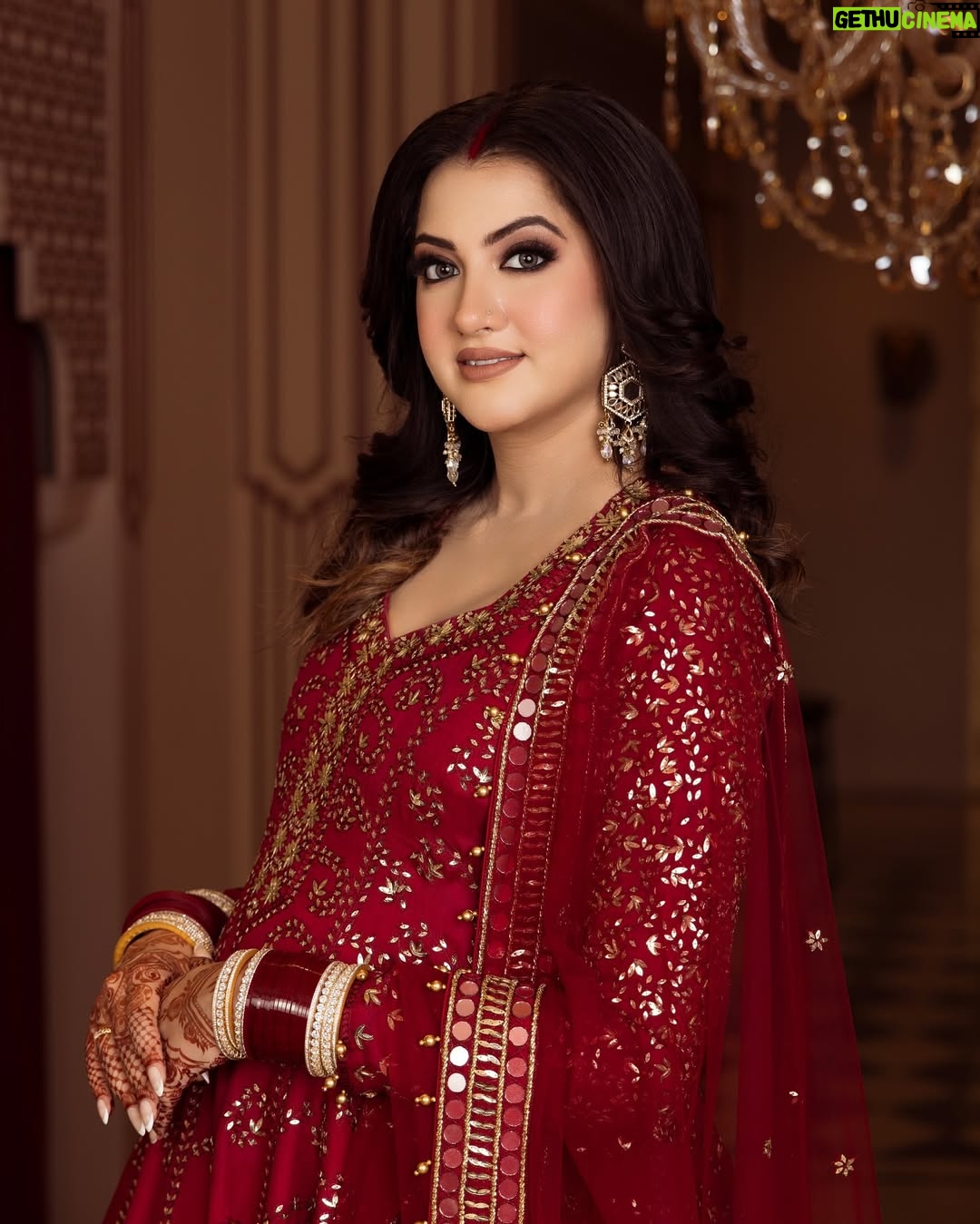 Arshreet Kaur - 146.1K Likes - Outfit credits @nehazz_outfits_jewelry_makeup
Sherwani @laavancouture 

Here’s to the fun, the love, and the memories!!

In frame @arshreet.11 
@mr_mrs.narula