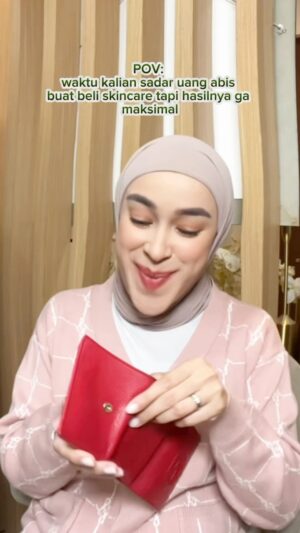 Aryani Fitriana Instagram - Hayo ngaku siapa yang pernah tiba tiba ngerasa kaya gini juga? Coba share di komen ya 🤣

#NutraforWhiteBeauty