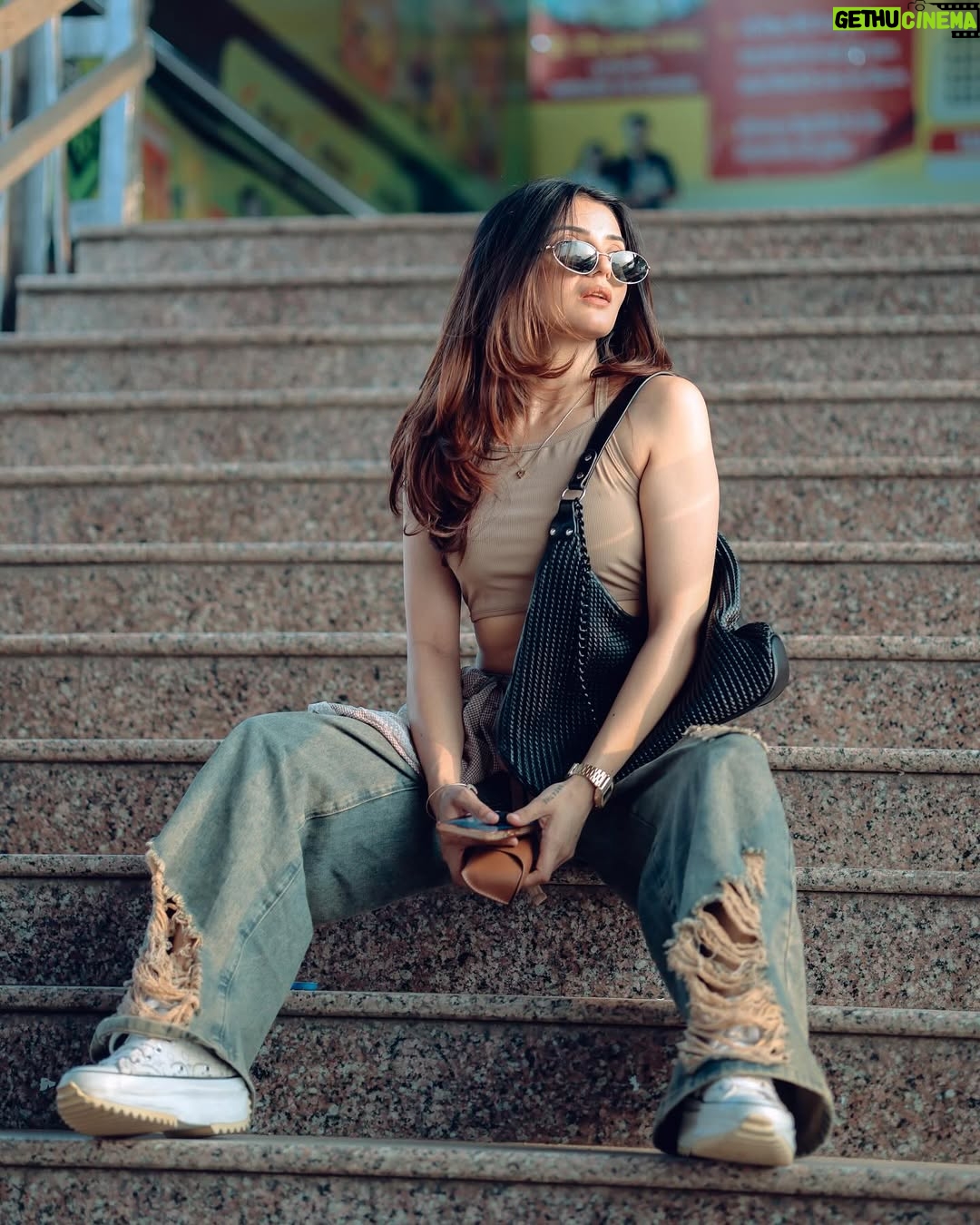 Aryanshi Sharma - 569K Likes - Built different 🫳🏻 #arusquad 
📸: @naman_sharma_photography_x 
✍️: @jigar_vandarvala 
.
.
.
#feelinggood #instagram #aesthetic #instadaily #lifestyle
#ootd
#lifestyleinfluencer #contentcreator #videocreator #influencer #influencerlife #fashioninfluencer #fashionista #instafashion
#fashionblogger #influencerdiaries #influencerlifestyle