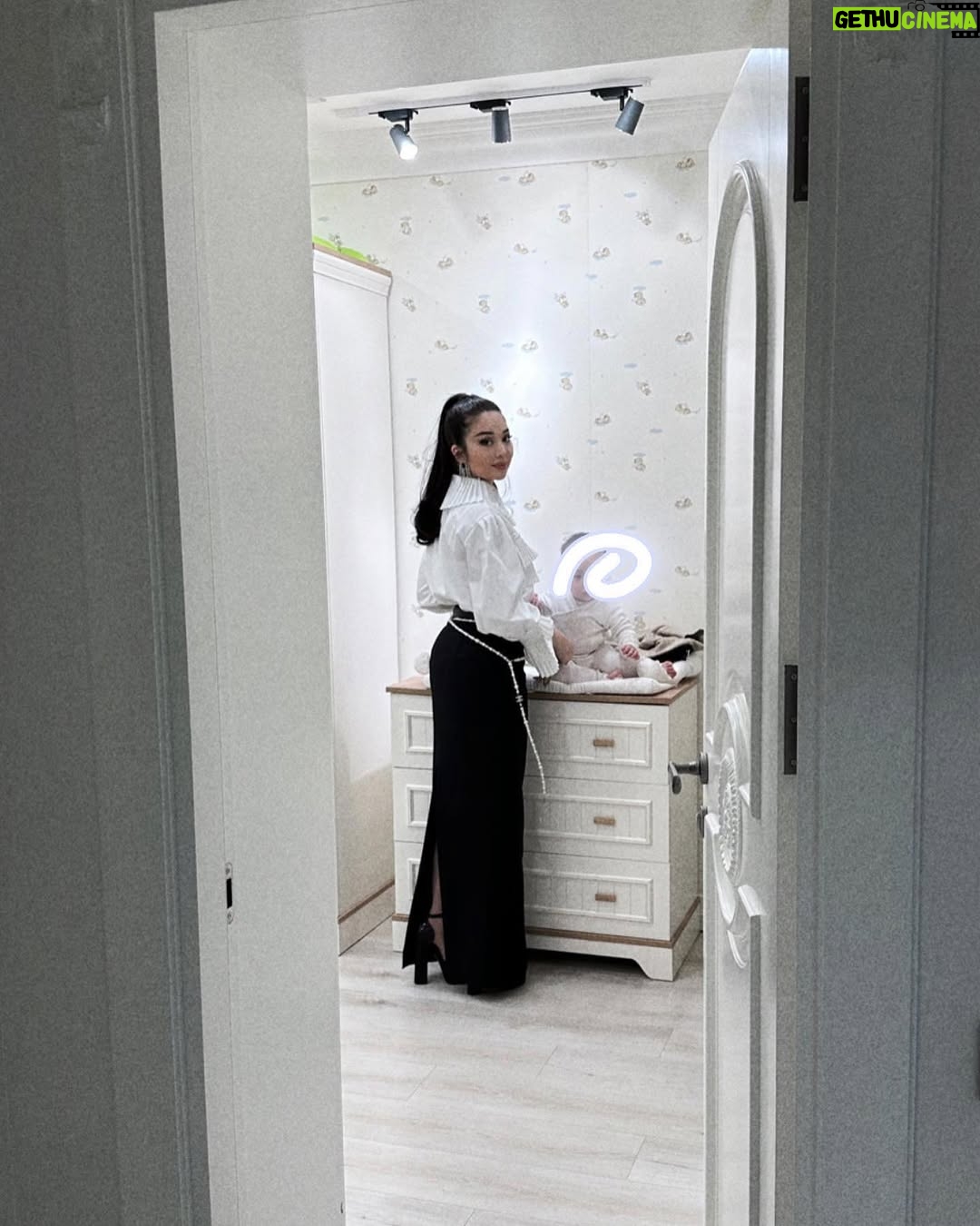 Asal Shodiyeva - 85.8K Likes - Bayramdan oldin tayyorgarlik) Bahtiyor kiyinishni judayam yoqtirmaydi🤣