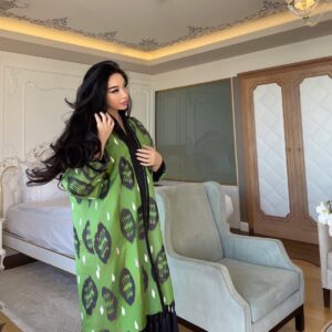 Asal Shodiyeva Instagram - На вечер узбекской культуры🍏 chapan by @dilnozdesigner🌿
