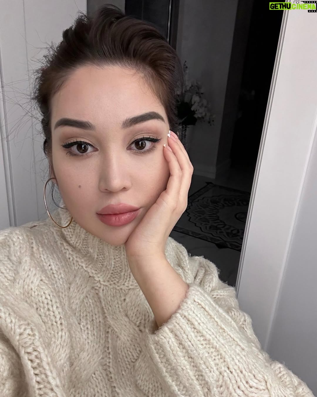 Asal Shodiyeva - 151.5K Likes - 