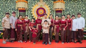 Ashanty Instagram - Alhamdulillah bisa kumpul🙏
Silaturahmi di acara @kvin_menzel dan @chintyangelinaa , semoga bisa selalu penuh dengan cinta, seperti kami hari ini yg sangat bahagia bisa hadir mengikuti acara adat yg luar biasa penuh makna!!