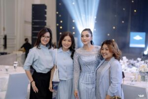 Ashanty Instagram - Innalillahi wa inna ilaihi raji’un… Selamat jalan Mpok Alpa 🙏🏻 Terima kasih sudah menghibur dan memberikan tawa untuk banyak orang. Semoga segala kebaikanmu menjadi amal jariyah dan Allah tempatkan di surga-Nya 🤍