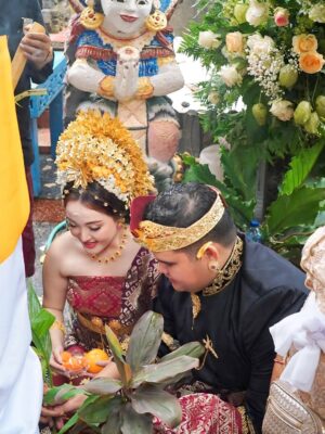 Ashanty Instagram - Alhamdulillah bisa kumpul🙏
Silaturahmi di acara @kvin_menzel dan @chintyangelinaa , semoga bisa selalu penuh dengan cinta, seperti kami hari ini yg sangat bahagia bisa hadir mengikuti acara adat yg luar biasa penuh makna!!