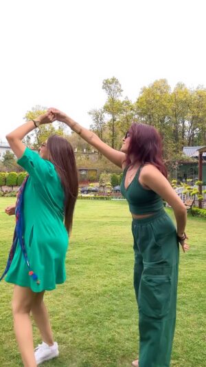 Ashi Khanna Instagram - wait for the end 😂