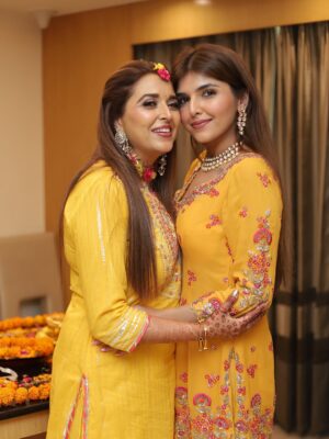 Ashi Khanna Instagram - Happy Mother’s Day❤️🧿 @swati.khanna.7545