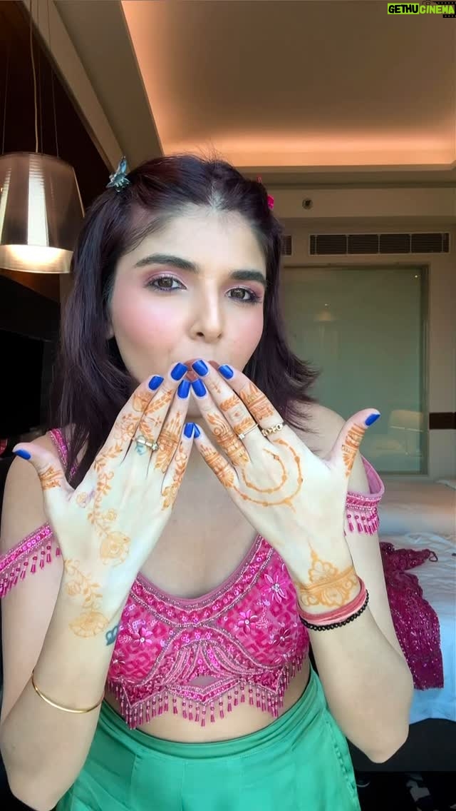 Ashi Khanna - 145.2K Likes - The perfect bridesmaid sangeet outfit!!!😩💓💓
.
Wearing: @labelmonik
Jewellery @sangini_accessories
