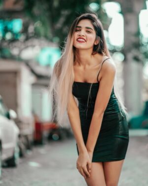 Ashima Chaudhary Instagram - If ONE DAY I had an accident and i lost my memory,how are you gonna make me REMEMBER YOU.😉❤️🔥
.
Tell me in the comment section!🤭
.
.
📸- @mr._mk_photographer 
#teamshinchan #ashiqueen❤️
