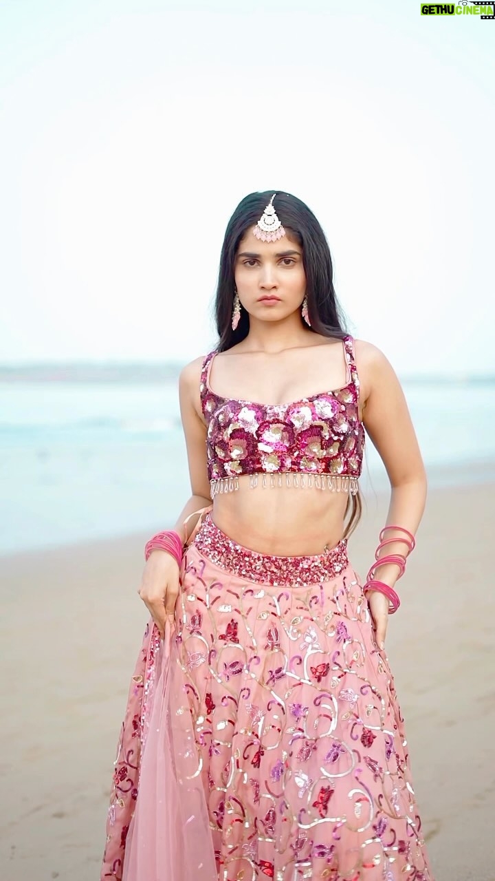 Ashima Chaudhary - 151.7K Likes - Gulabi Saree 🥰💖kashi distey me?? 🥰💖♥️🥵
.
.
.
outfit- @evableboutique 💗

📸- @rohit__photography____ 🔥
.
✍️- @sumit_pixels_videography 
.
.
.
#marathisong #gulabisadi #outdoorvideography #model #ashima #explore #explorepage #reels #reelsindia #reelsinstagram