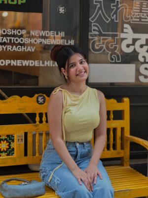 Ashima Saxena Instagram - A day spent well 🐝🌷🫧🧀
#explore #yellow #yellowfit #random