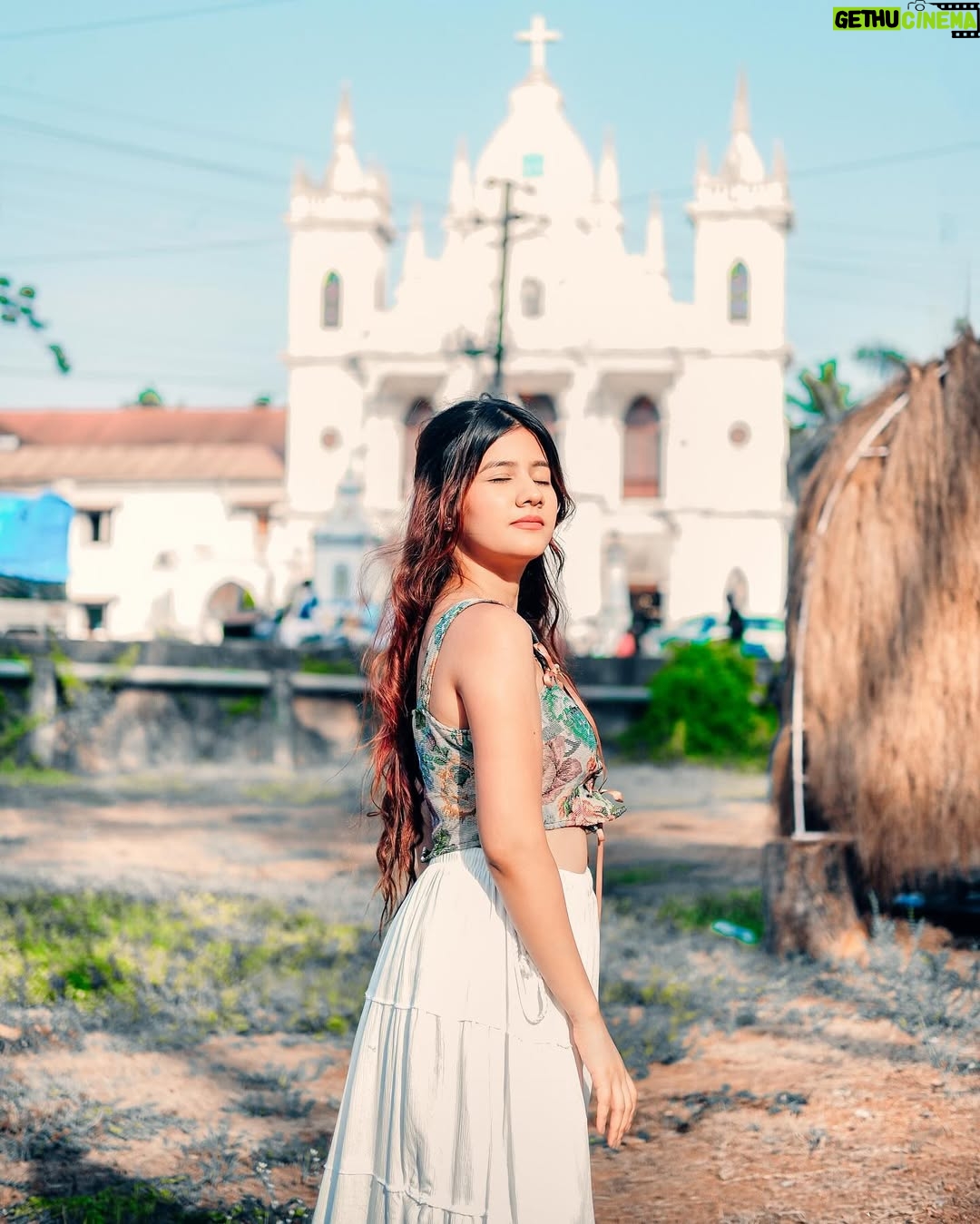 Ashima Saxena - 17.8K Likes - In my moment 🎀

🎨 @amancreation.28 

#ashimaxfam #instagram #explore
