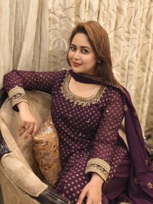 Ashna Habib Bhabna Instagram - Wearing @anannyaaditiofficial