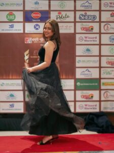 Actress Ashna Habib Bhabna HD Photos and Wallpapers July 2025