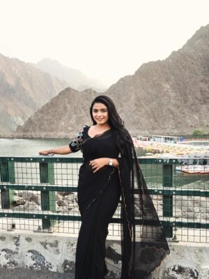 Ashwini Aanandita Instagram - Desi flexin 🖤✨