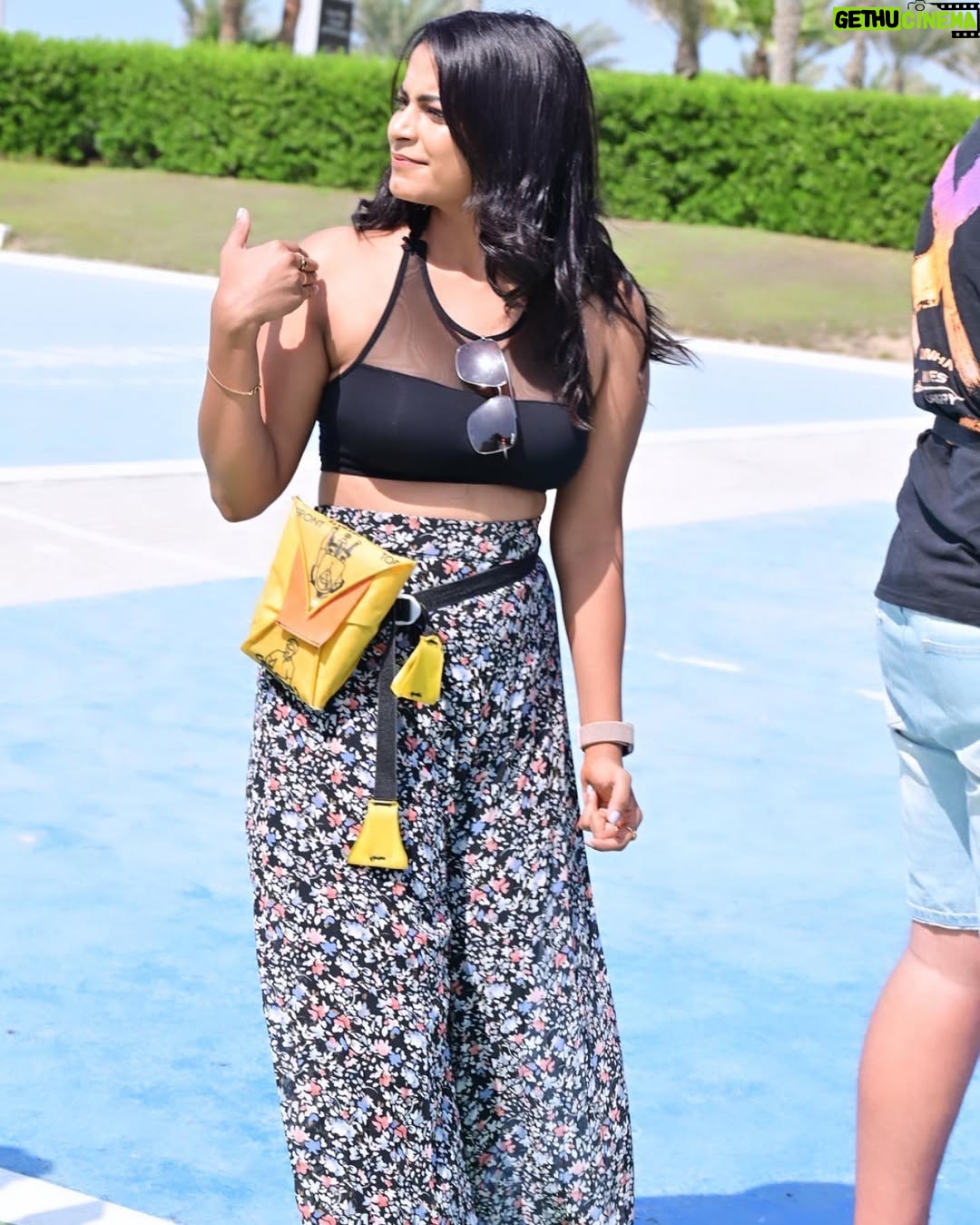 Ashwini Aanandita - 23.5K Likes - -Life is about moments 🤍
Don’t wait for them, create them 🦋