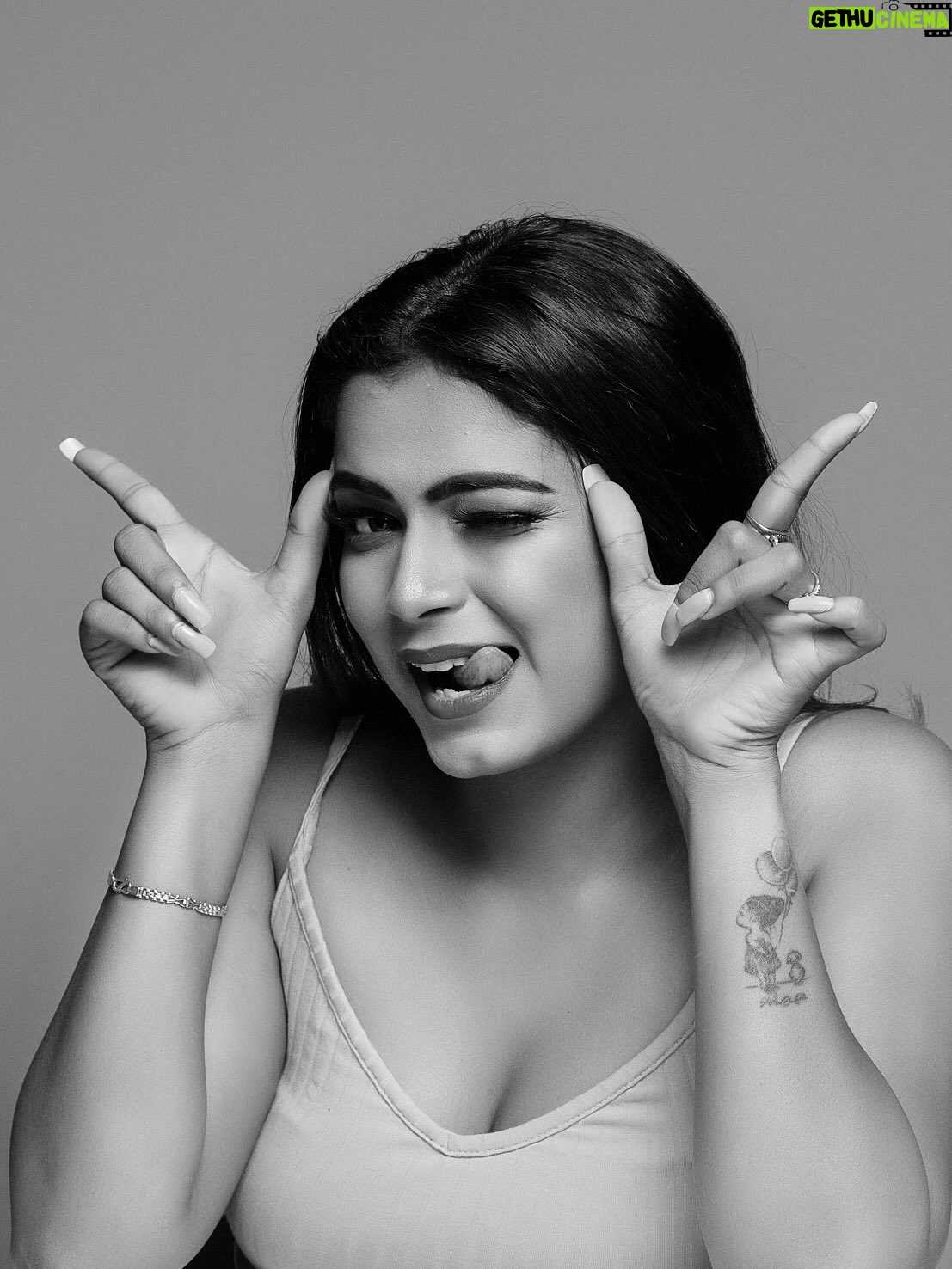 Ashwini Aanandita - 14.9K Likes - 🖤&🤍