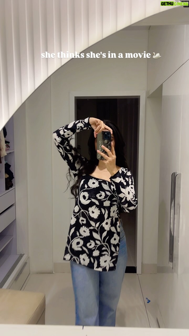 Ashwini karki - 58.5K Likes - 🧿