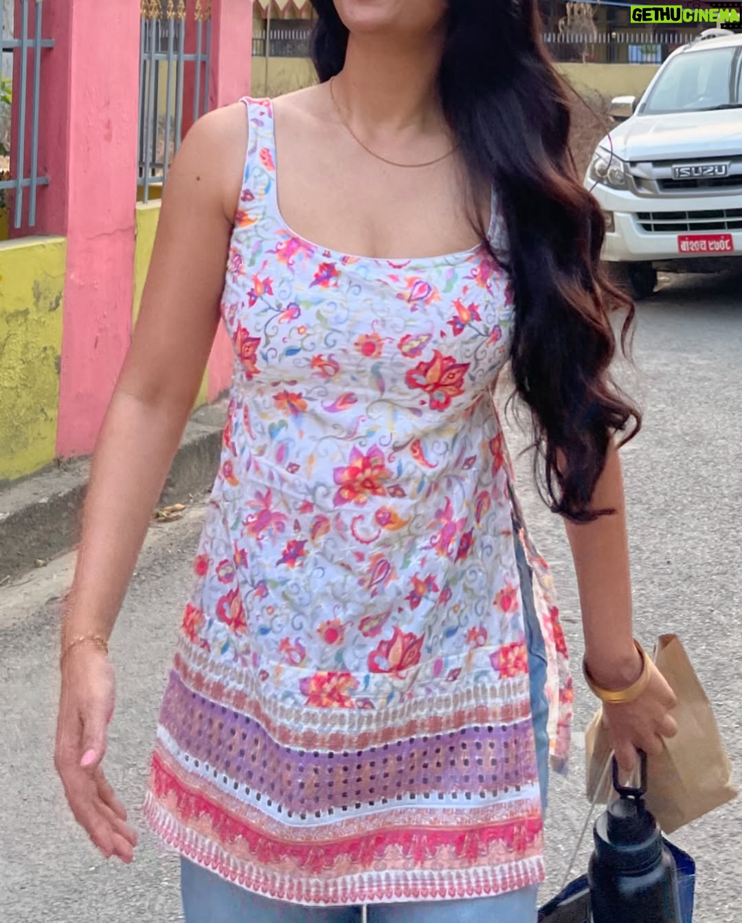 Ashwini karki - 11.5K Likes - 💗🦢