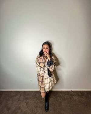 Asmi Bhandari Instagram -