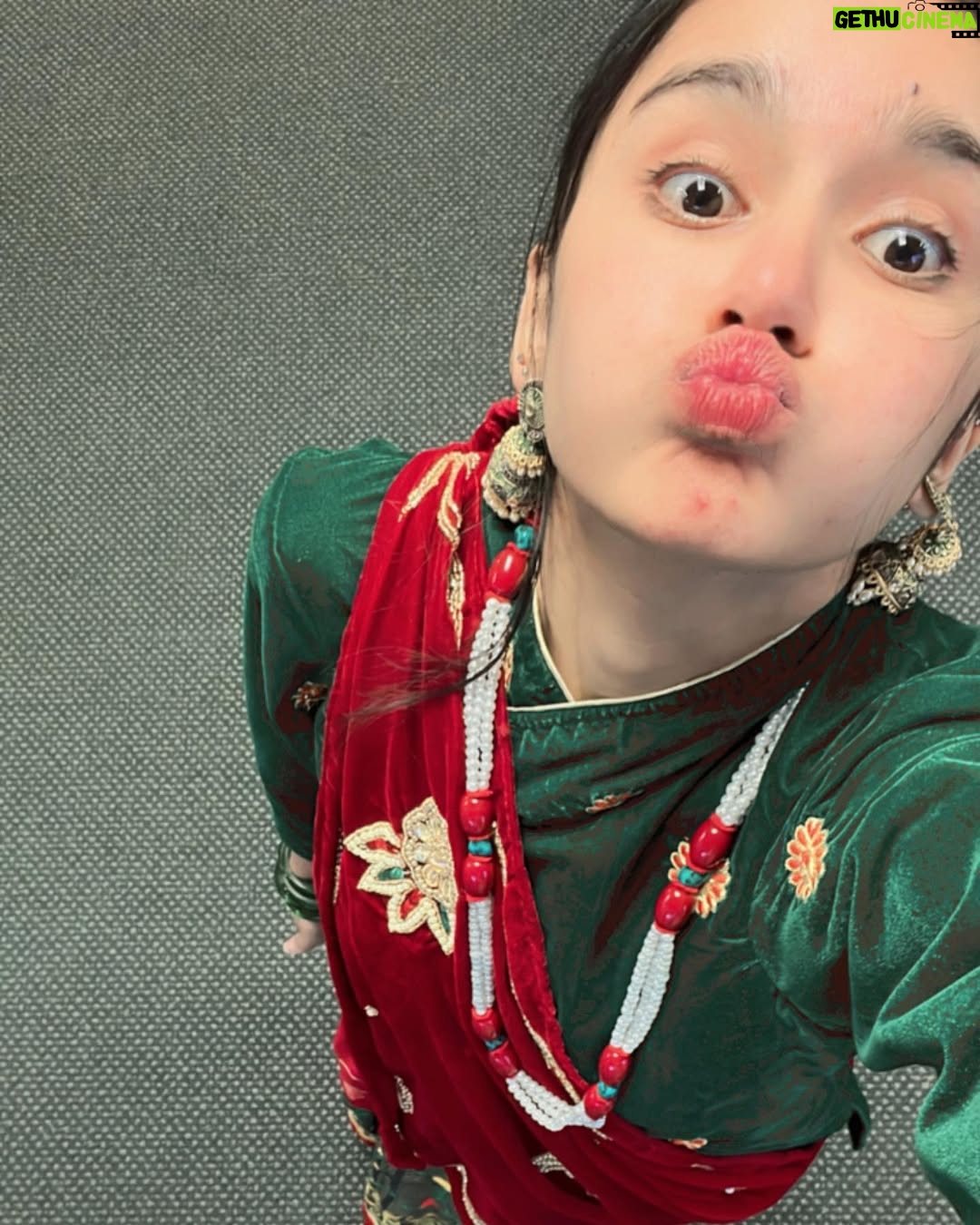Asmi Bhandari - 11.3K Likes - 