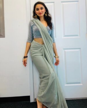 Asmi Bhandari Instagram -