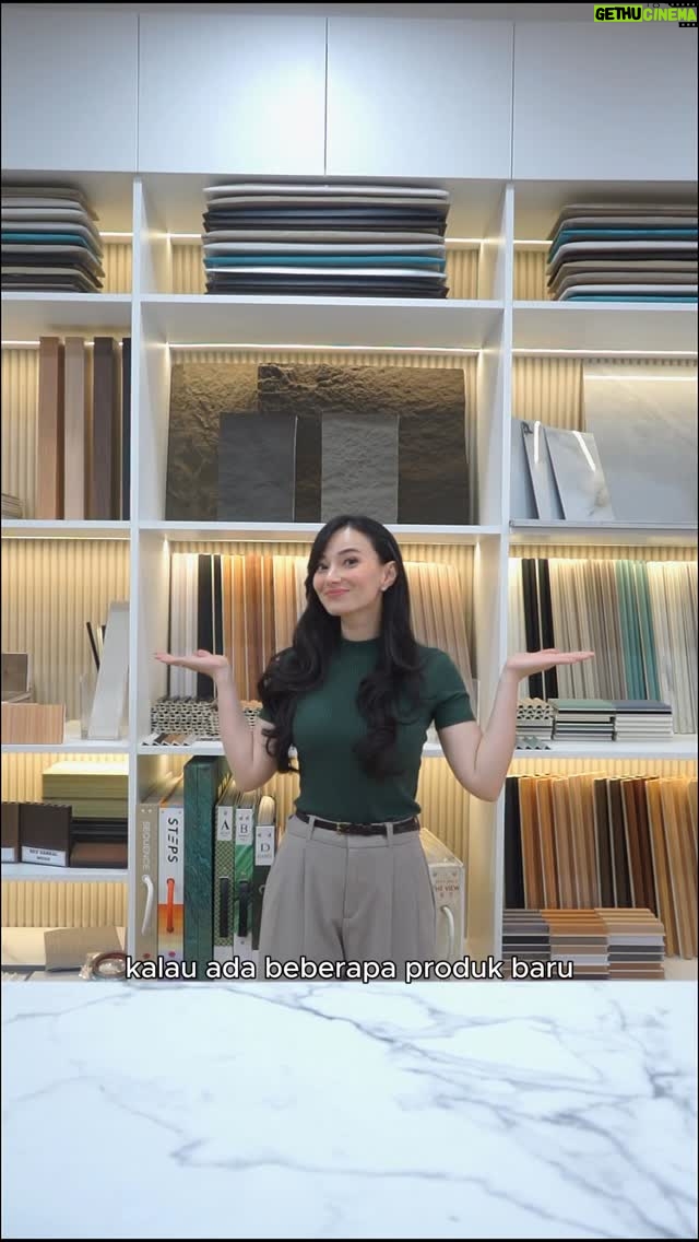 Asmirandah - 3 Likes - Haiiii.. temenin aku yuk cari bahan kebutuhan untuk area interior buat ganti suasana kamarku.

Yes, ini kedua kalinya aku datang ke showroom Tridee, dan sebelumnya udah dapat info dari timnya kalau ada beberapa produk baru yang bisa dilihat langsung di showroom. 

Aku lebih suka ke showroom langsung supaya bisa konsultasi, diskusi dan cek spesifikasi produk-produknya  supaya bisa sesuai dengan kebutuhan aku dan ga salah pilih.

Nih aku spill produk-produk baru dari Tridee yang menurut aku cocok banget untuk rumah aku