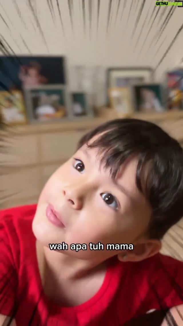 Asmirandah - 3.2K Likes - Yuk, maksimalkan zat besi Si Kecil untuk membantu prestasinya di sekolah dengan SGM Eksplor, dan dapatkan gratis perlengkapan sekolah serta hadiah menarik lainnya. 
#pilihSGMEksplor #AkuAnakSGM #SGMEksplor