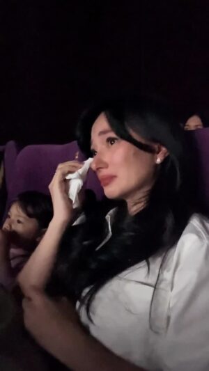 Asmirandah Instagram - Sebuah film mengenai kesabaran dan harapan dengan cinta yang luar biasa. Saksikan Lyora : Penantian Buah Hati, mulai 7 Agustus 2025.