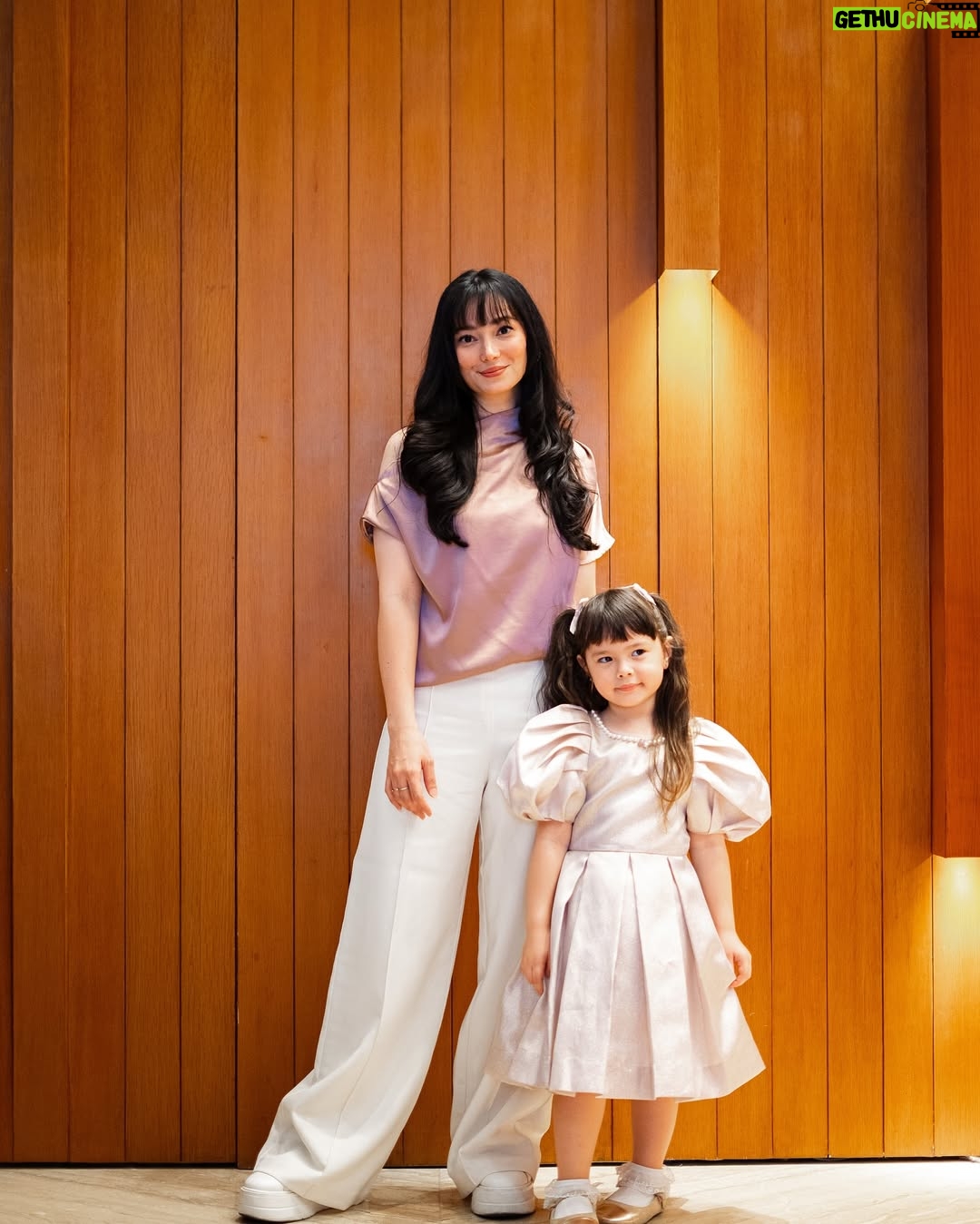 Asmirandah - 47.2K Likes - My Princess 🩷

Chloe’s 👗 @missyxofficial