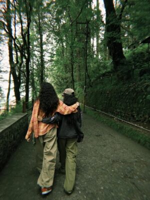 Asmita Pathik Instagram - Back here⦠again. And again. And again.
.
.
.
.
.
#landour #landourbakehouse #landourmussoorie #dehradun