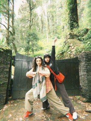 Asmita Pathik Instagram - Back here⦠again. And again. And again.
.
.
.
.
.
#landour #landourbakehouse #landourmussoorie #dehradun