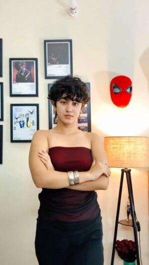 Asmita Pathik Instagram - Overthinking is my cardio
.
.
.
.
.
.
#anxity #sleepyhallow #trendingaudio #trending #trend #viralreels #viral #fashion #transition #fashion #insideout