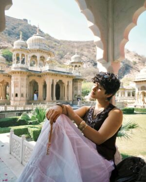 Asmita Pathik Instagram - Jodha baigum but make it modernāØ