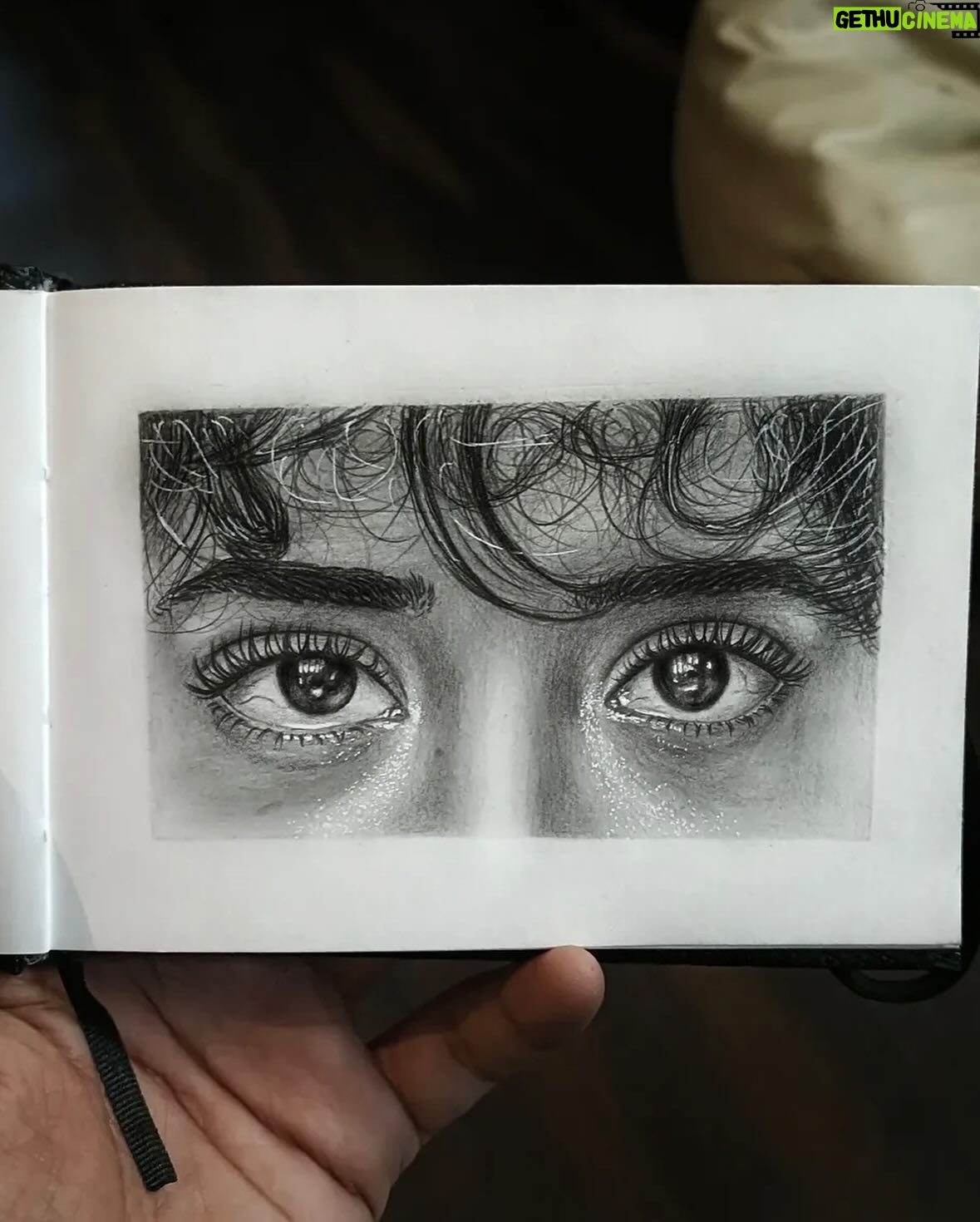 Asmita Pathik - 38.5K Likes - Thank you for all your love ❤️
#artists #art #sketches #portraits