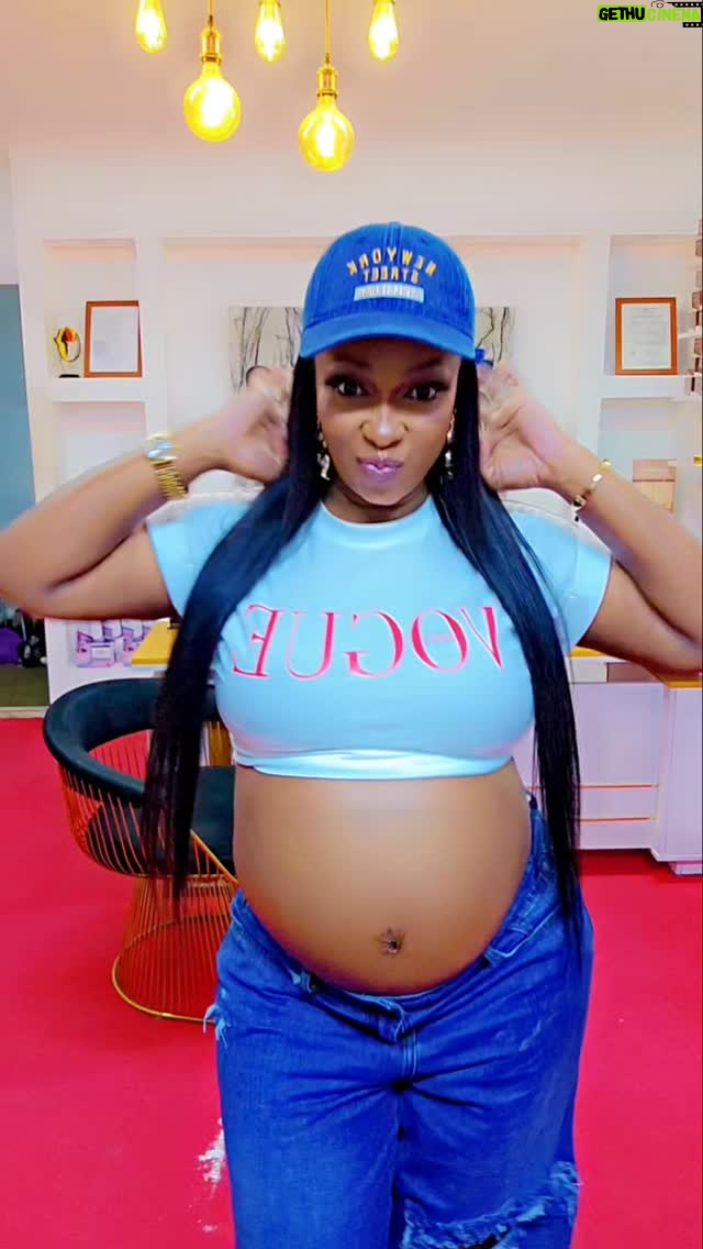 Aunt Ezekiel - 53.4K Likes - HII SURA KAMA IMEANZA KUGOMA 🥺
BLESSING BY @_kusah_