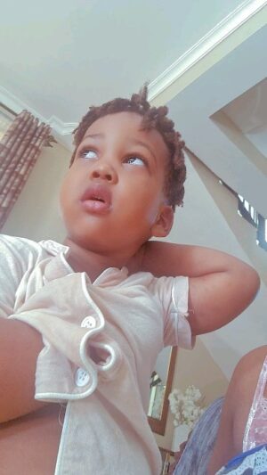 Aunt Ezekiel Instagram - GOOD MORNING PAPAAA.....❤
Inshallah babang na Ikawe hvyo!😘
Cc @heisnoman
Haya @kids_fashion__empire_ tunaomba Gari kubwaaa Ije jaman!