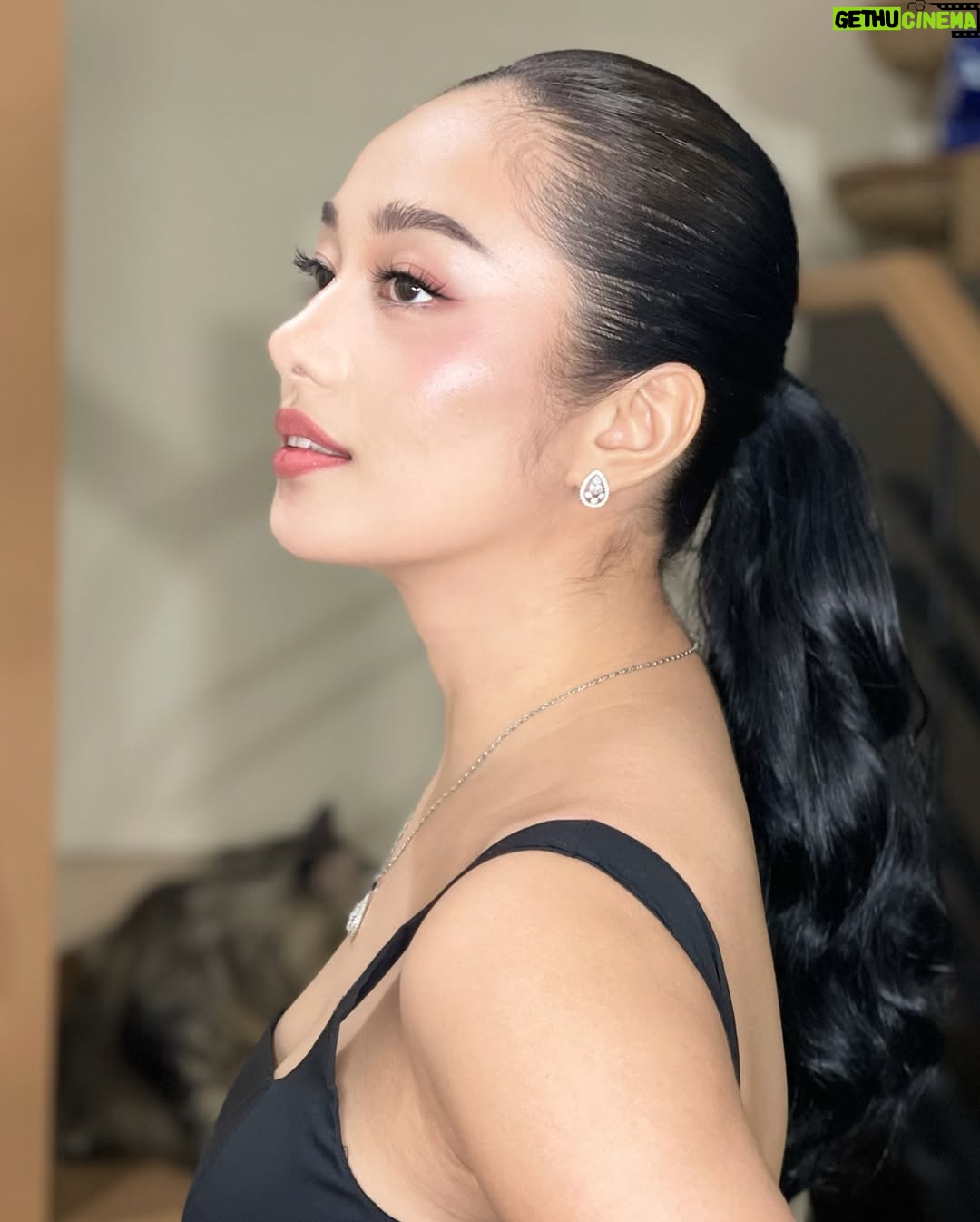 Ava Mendez - 3.8K Likes - Fresh no makeup look for Gorgeous @avamendezofficial ✨✨✨✨

#hmua #hmuamanila #manilabasemakeupartist 
#FreshMakeup #nomakeuplook  #naturalmakeuplook  #lightmakeup #Aljaymendingmakeup