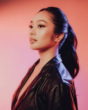 Ava Mendez Instagram - @avamendezofficial
Photographed by @zaire.creatives using @fujifilmphilippines XH-2 with #fujinon 35mm f.28