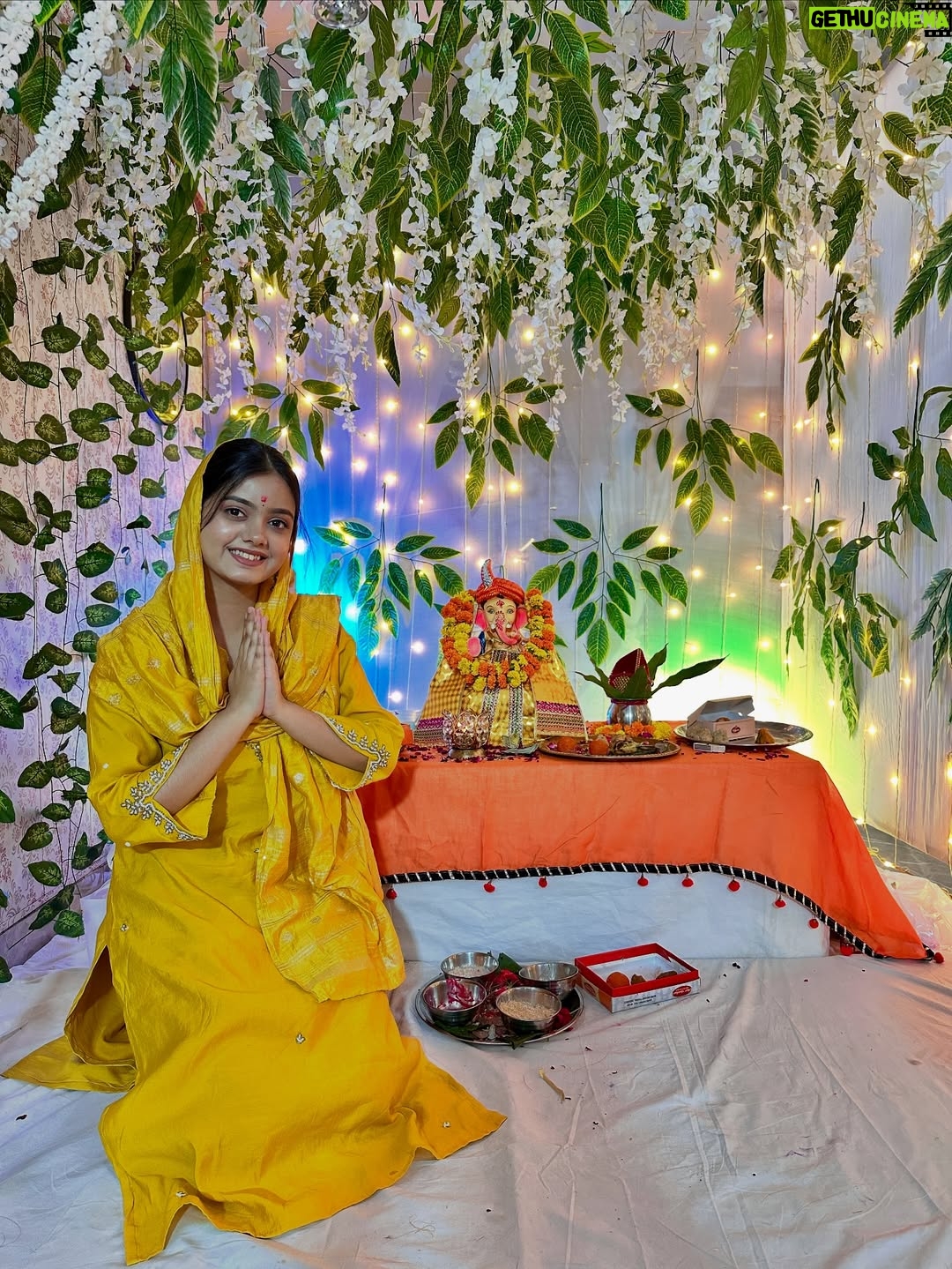 Ayantika - 160.4K Likes - Ganpati Bappa Morya🥰❤️ 

#ayantika #ganpati #ganeshchaturthi #insta