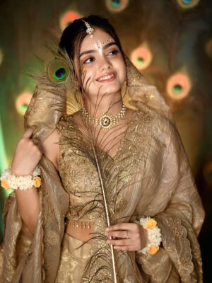 Ayantika Instagram - Happy Janmashtami🥰❤️
Outfit - @antiquefashion.net_
#ayantika #janmashtami #radha #krishna #krishnajanmashtami #trending #instagood