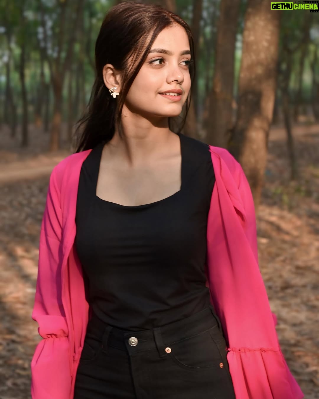 Ayantika - 100.9K Likes - 🫶🏻❤️

Jacket - @loveshopping0513 

#ayantikasquad #ayantika #instagood #picoftheday #instagram