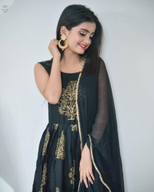 Ayantika Instagram - Eid Mubarak🌙❤️
Outfit - @essentials_cart_
Edit - @parinda_pawan
#ayantika #ayantikasquad #explore #exploremore #instagood #picoftheday #instadaily #eidmubarak #eid2022 #eidoutfit #eid