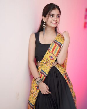 Ayantika Instagram - 🫶🏻❤️
🥻- @loveshopping0513
📸 - @shubha_m1
#ayantikasquad #ayantika #instagood #picoftheday #instagram #instadaily