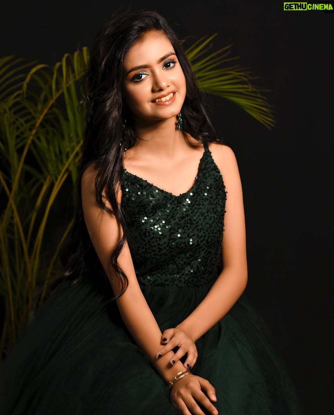 Ayantika - 81.9K Likes - Life is like an ice cream…Enjoy it before it melts😁❤️

Outfit - @galzzz_first.luv 
Outfit design - @arishakhan3905
Mua - @riya_garai_ 
Click - @aryanfotowala

#ayantika #ayantikasquad #explore #exploremore #instagood #picoftheday #instadaily