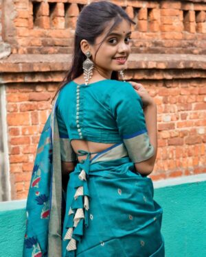 Ayantika Instagram - Wear it to flaunt it🥹✨
#ayantikasquad #ayantika #instagood #traditional #saree #picoftheday