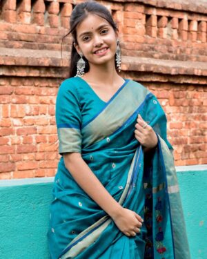 Ayantika Instagram - Wear it to flaunt it🥹✨
#ayantikasquad #ayantika #instagood #traditional #saree #picoftheday