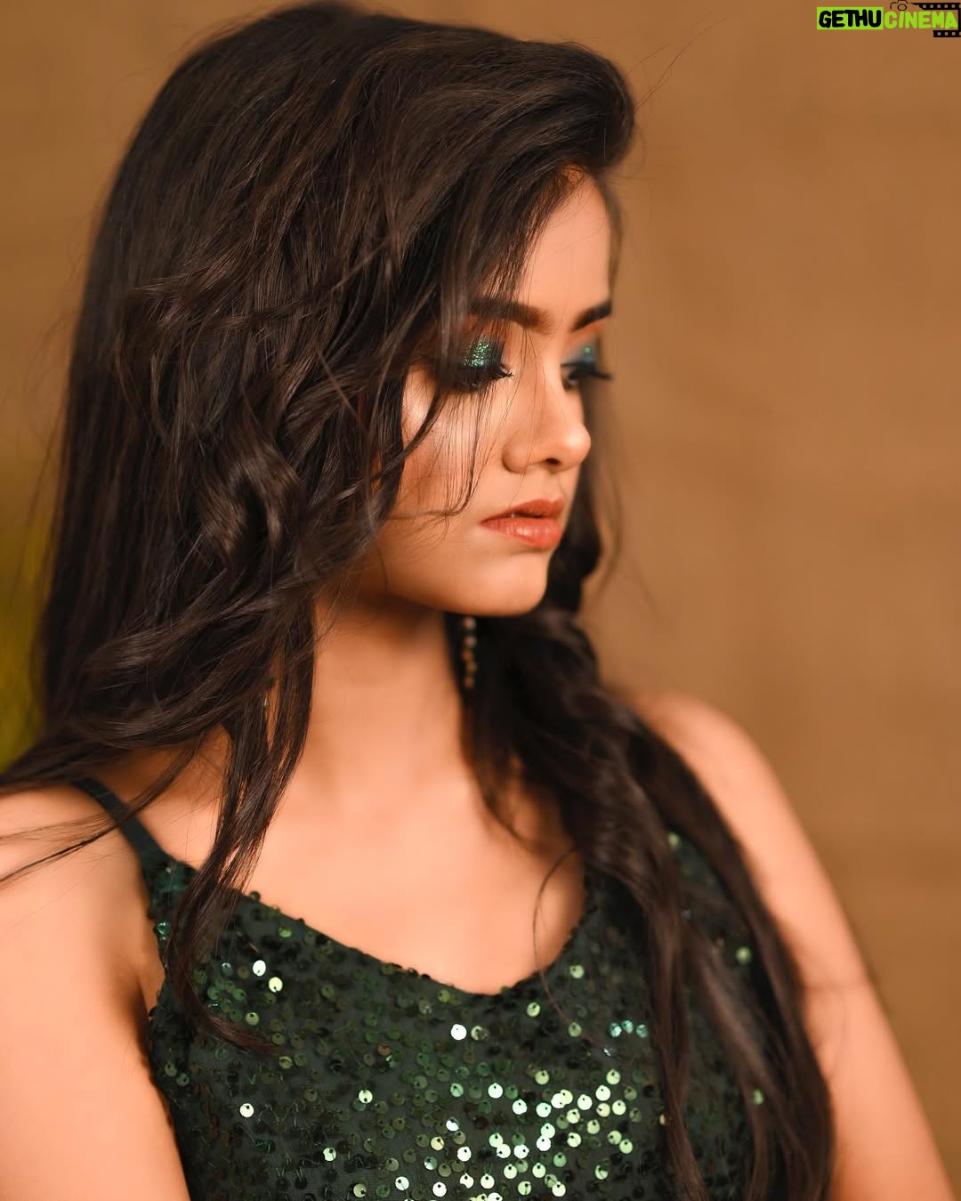 Ayantika - 81.9K Likes - Life is like an ice cream…Enjoy it before it melts😁❤️

Outfit - @galzzz_first.luv 
Outfit design - @arishakhan3905
Mua - @riya_garai_ 
Click - @aryanfotowala

#ayantika #ayantikasquad #explore #exploremore #instagood #picoftheday #instadaily