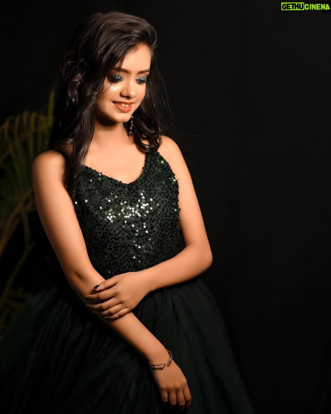 Ayantika - 81.9K Likes - Life is like an ice cream…Enjoy it before it melts😁❤️

Outfit - @galzzz_first.luv 
Outfit design - @arishakhan3905
Mua - @riya_garai_ 
Click - @aryanfotowala

#ayantika #ayantikasquad #explore #exploremore #instagood #picoftheday #instadaily