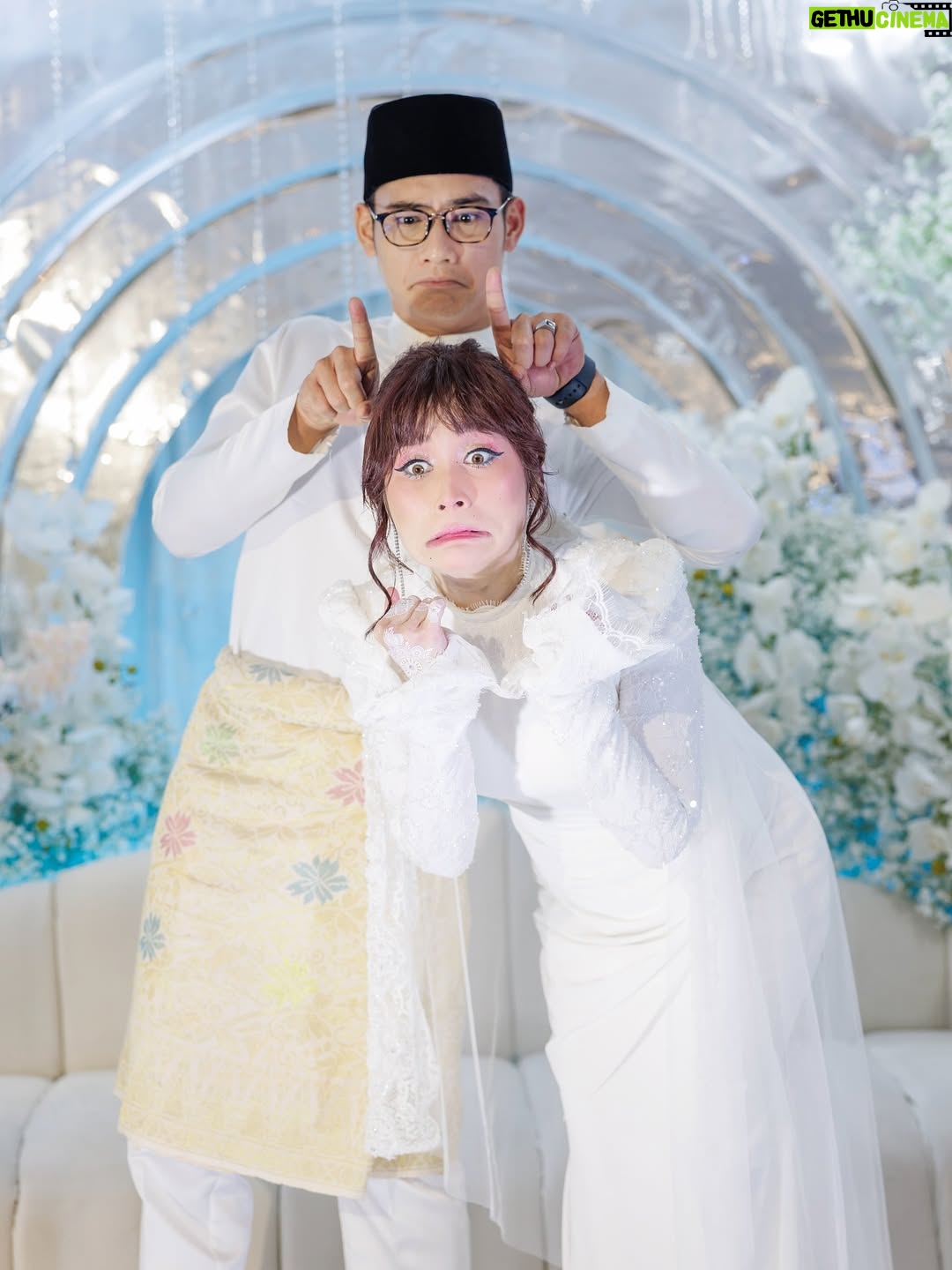 Ayda Jebat - 34.2K Likes - Jom! Aldi bahagia je ni dengan Farah, korang merentan la depan TV kejap lagi. Farah appreciate & akan jaga Aldi. 😛😘 

‘Kepunyaan Kau, Kepunyaan Aku’

#mandulbukanpilihan #FALDIFOREVER